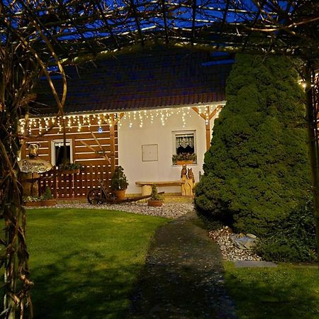 Roubenka Rozkos Villa Nove Mesto nad Metuji Exterior photo